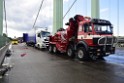 Schwerer LKW VU PKlemm A 4 Rich Olpe auf der Rodenkirchener Bruecke P404